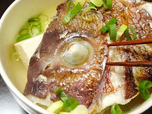 鯛の塩焼き鍋は池波正太郎的粋な料理の代表の一つなのである。│おっさんひとりめし