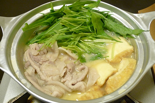 豚の水菜の白みそ鍋