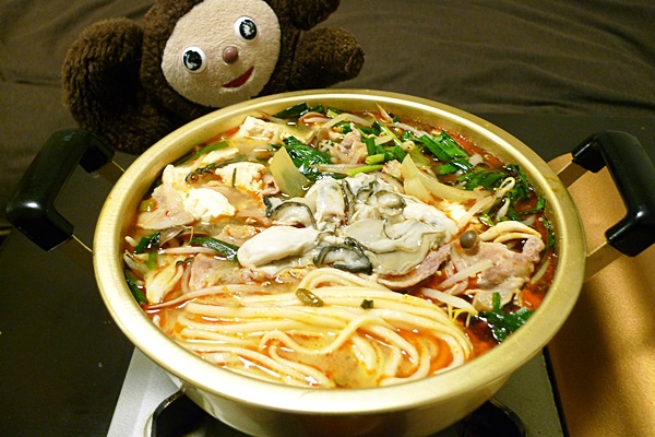 豚とニラ・カキのマーボー鍋