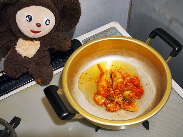 サンマつみれのキムチ鍋 作り方
