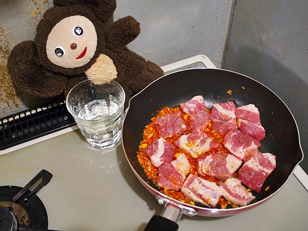 豚肉とじゃがいものトマト煮込み 作り方